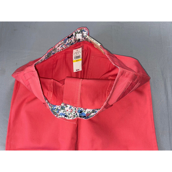 Van Heusen Classic Fit Washed Twill Capri Chino Pants in Aires Pink. Size 0, NWT - Picture 3 of 5